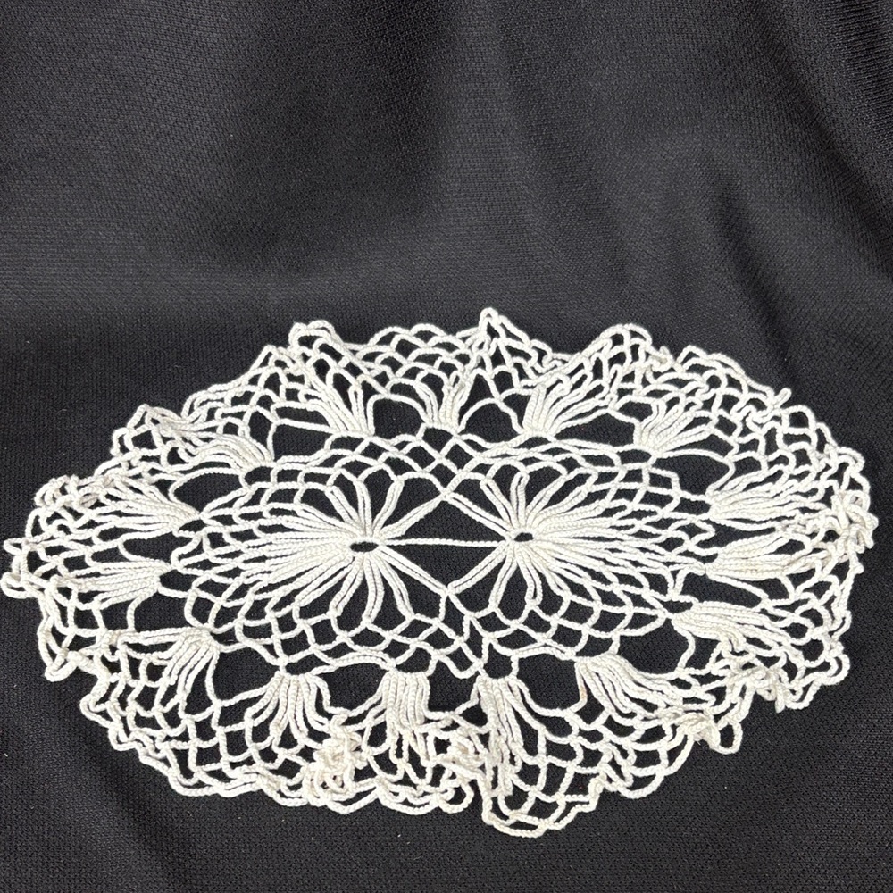 Elegant White Lace Doily (L)